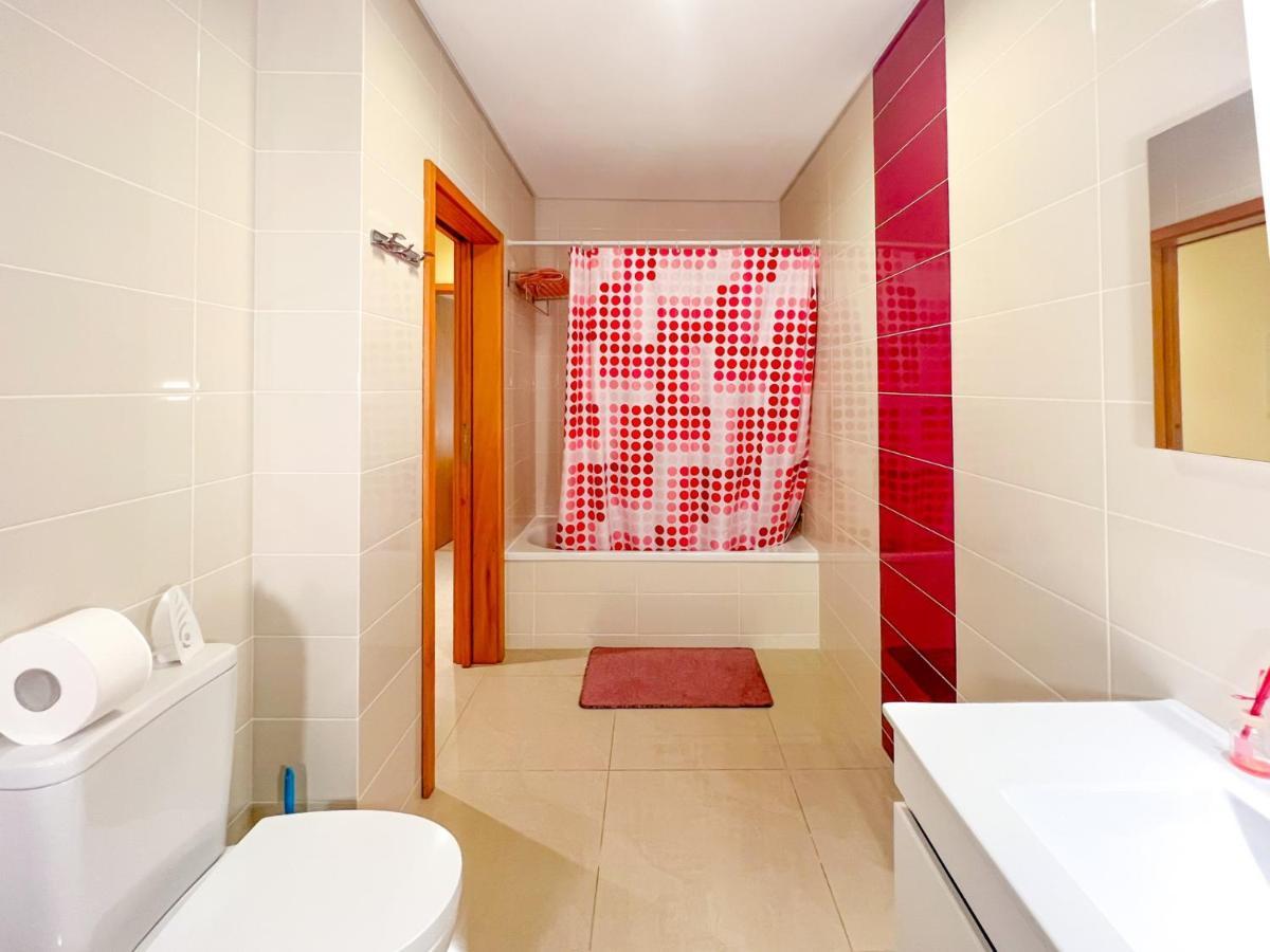 Appartement - Plage De Furadouro - Rico'S Homes 오바 외부 사진